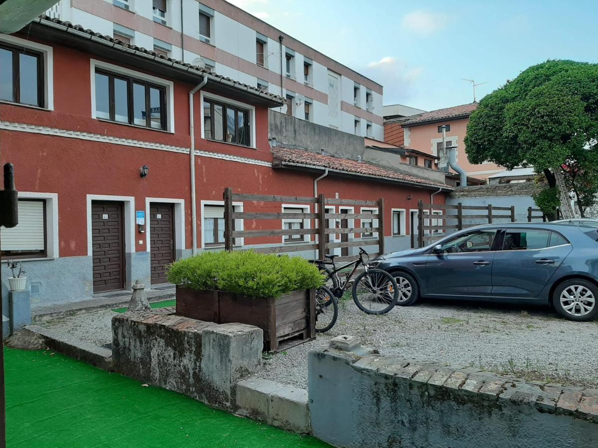 Albergue La Casona Del Peregrino Llanes Buitenkant foto